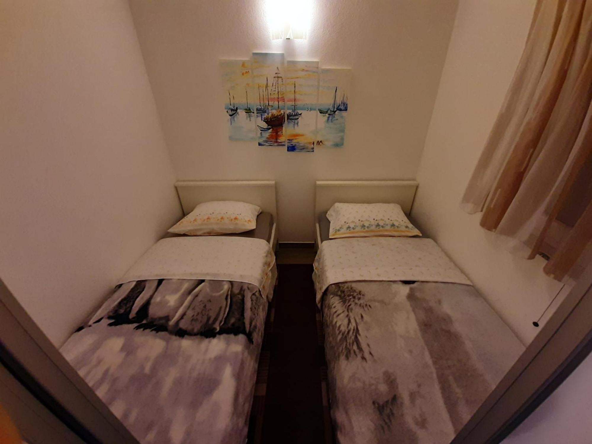 Apartments Diana Vinisce Marina Esterno foto